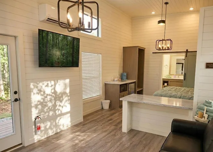 Th 28 Vineyard Vista & Sedona Gateway Luxury Tiny Holiday home *